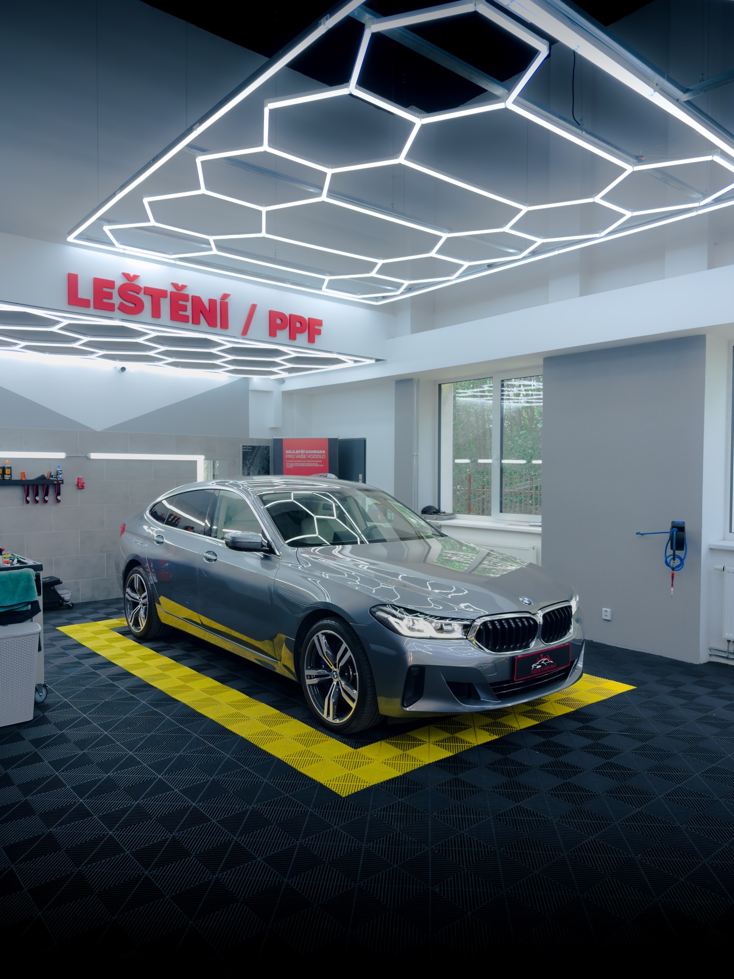✨ BMW 6 u nás dostalo Full Front PPF
🛡️ Ochrana laku proti kamínkům, škrábancům i běžnému opotřebení.
Dlouhodobě perfektní vzhled bez kompromisů 👌
Chcete ochránit i svůj vůz?
📩 Napište nám do DM nebo se objednejte přes web