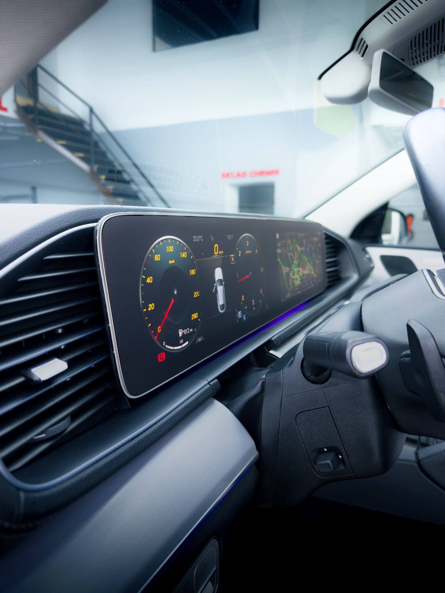 ✨ Mercedes GLE u nás prošel kompletním čištěním
🚗 Kompletní čištění interiéru
🧼 Ruční mytí exteriéru
✨ PPF fólie na displej
Interiér zbavený nečistot, prachu i zápachu, exteriér čistý a svěží.
Přesně tak má vypadat vůz, který odjíždí z detailingového studia 👌
Chcete, aby takto vypadal i Váš vůz?
📩 Napište nám do DM nebo se objednejte přes web